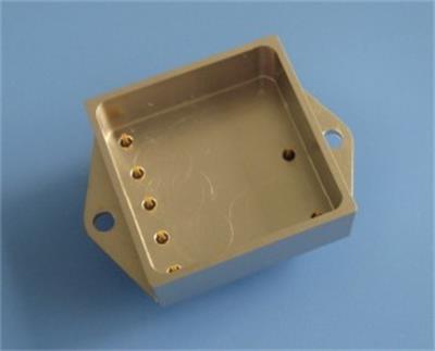 1699495768516188.jpg 金屬外殼.jpg